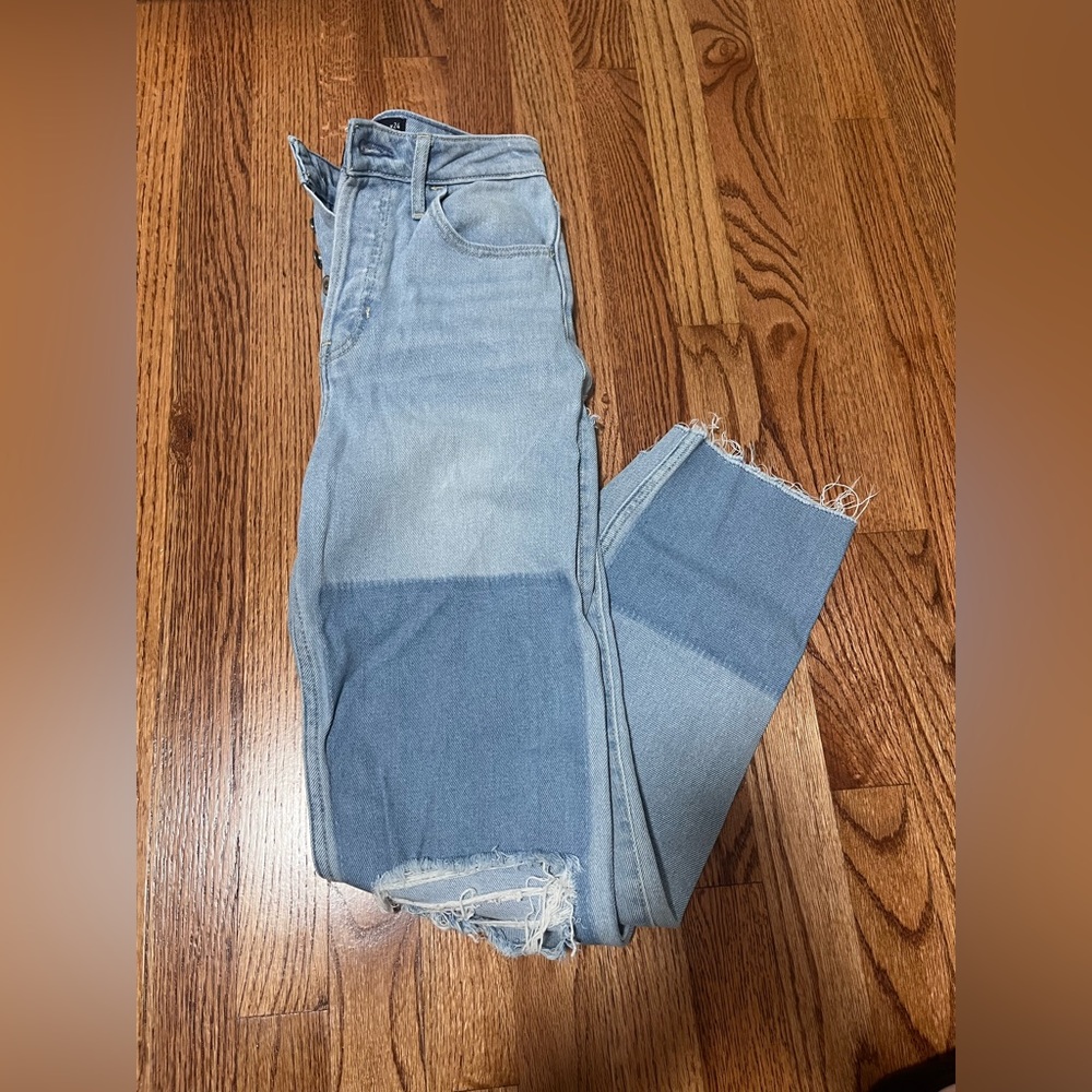 Hollister ultra high rise vintage straight jeans size 24